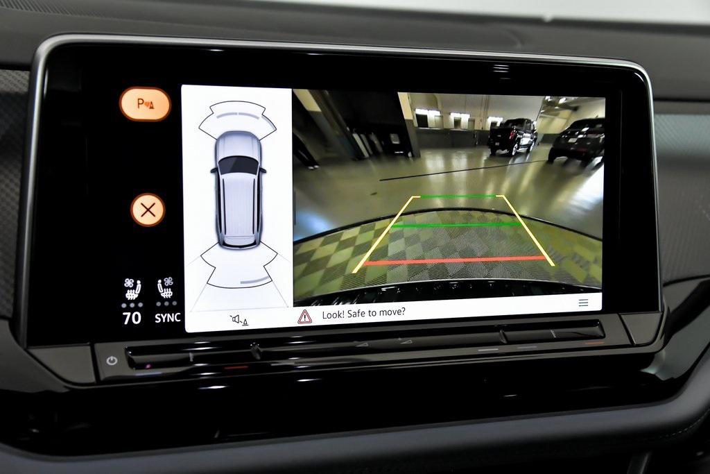 new 2026 Volkswagen Atlas car, priced at $49,693