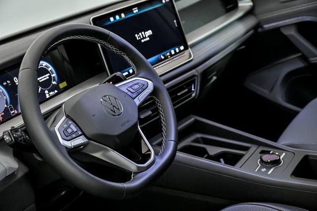 new 2025 Volkswagen Tiguan car, priced at $35,101