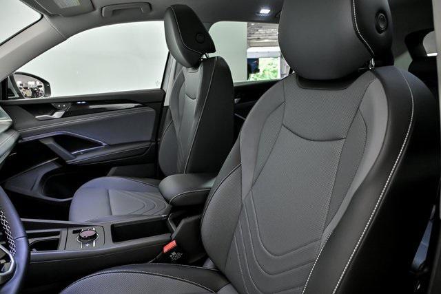 new 2025 Volkswagen Tiguan car, priced at $35,101