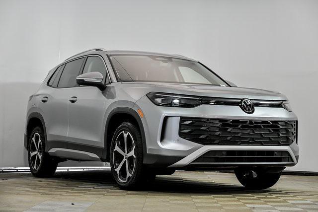 new 2025 Volkswagen Tiguan car, priced at $35,101