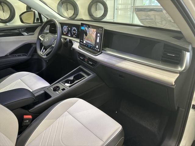 new 2025 Volkswagen Tiguan car, priced at $37,121