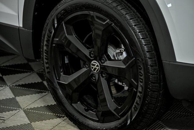 new 2025 Volkswagen Taos car, priced at $31,664