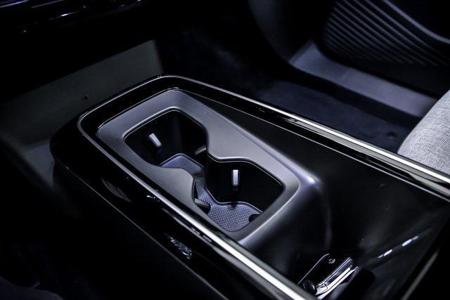 new 2025 Volkswagen ID.4 car, priced at $51,076