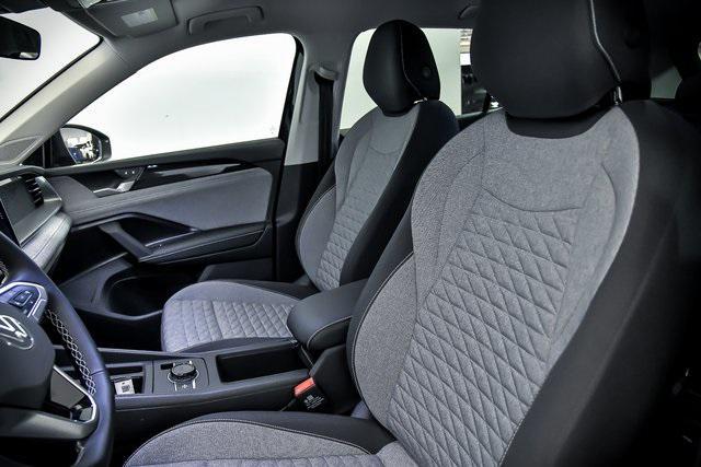 new 2025 Volkswagen Tiguan car, priced at $31,575