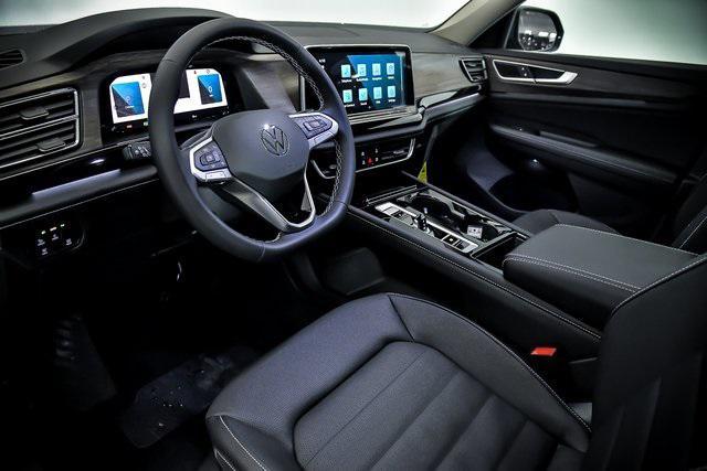 new 2025 Volkswagen Atlas car, priced at $48,087