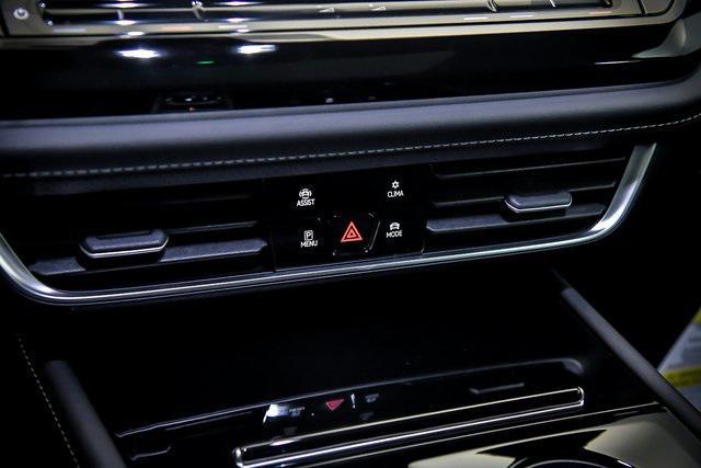 new 2025 Volkswagen Atlas car, priced at $48,087
