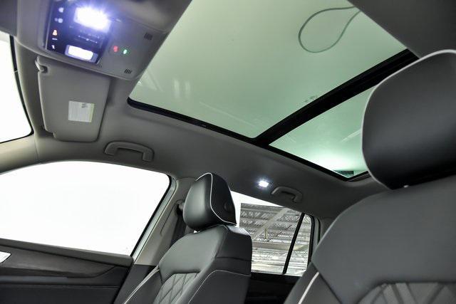 new 2025 Volkswagen Atlas car, priced at $52,407
