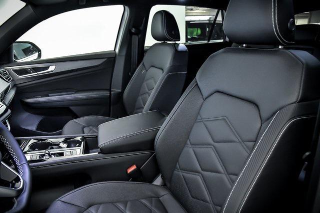 new 2025 Volkswagen Atlas Cross Sport car, priced at $42,910