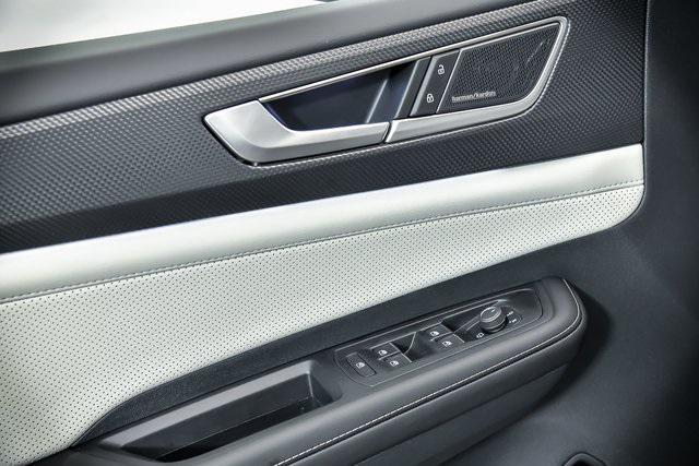 new 2025 Volkswagen Atlas Cross Sport car, priced at $51,506