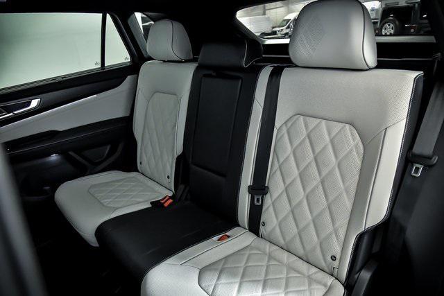 new 2025 Volkswagen Atlas Cross Sport car, priced at $51,506