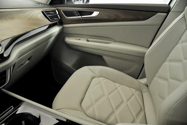 new 2025 Volkswagen Atlas car, priced at $42,807