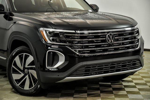 new 2025 Volkswagen Atlas car, priced at $42,807