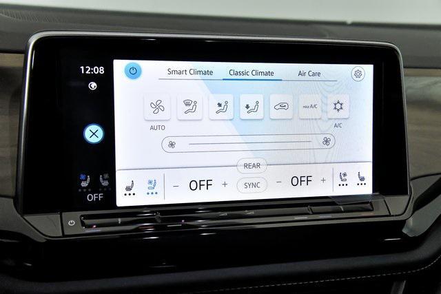 new 2026 Volkswagen Atlas car, priced at $45,915