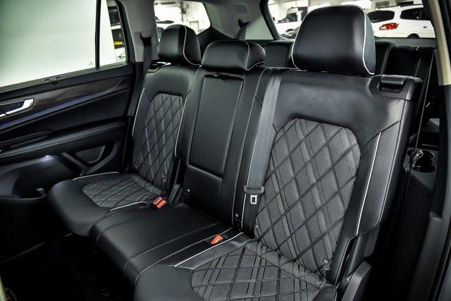 new 2025 Volkswagen Atlas car, priced at $51,619