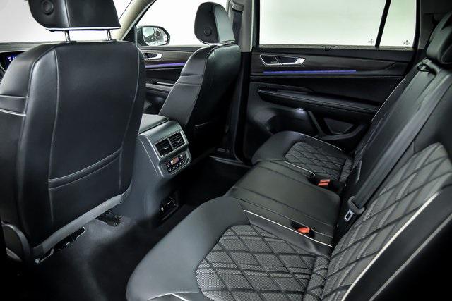 new 2025 Volkswagen Atlas car, priced at $51,619