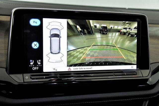 new 2025 Volkswagen Atlas car, priced at $43,492