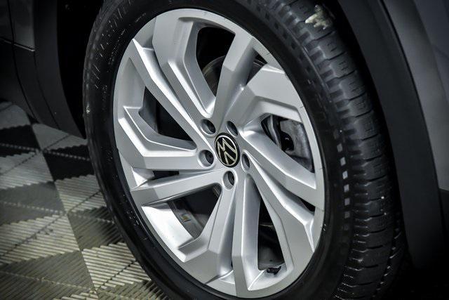 used 2022 Volkswagen Atlas car, priced at $32,999