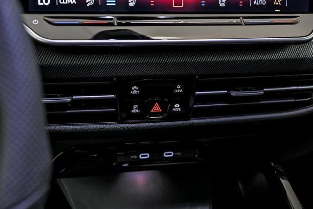 new 2025 Volkswagen Golf GTI car, priced at $39,025