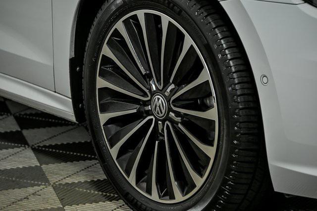 used 2022 Volkswagen Passat car, priced at $23,435