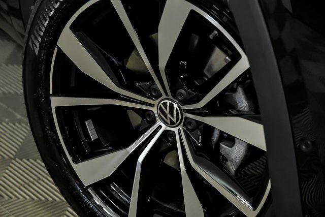 new 2026 Volkswagen Atlas car, priced at $54,306