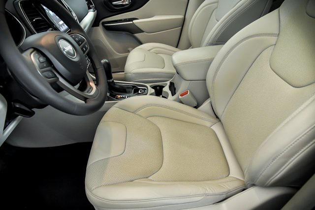 used 2021 Jeep Cherokee car, priced at $23,999
