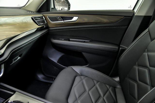 new 2026 Volkswagen Atlas car, priced at $47,813