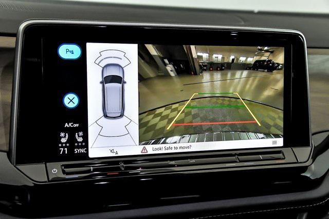 new 2026 Volkswagen Atlas car, priced at $47,813