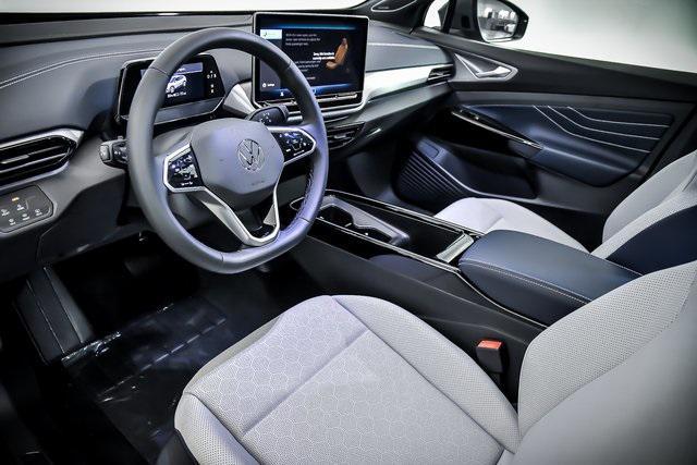 new 2025 Volkswagen ID.4 car, priced at $52,768