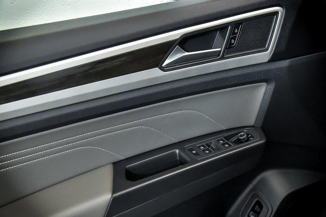 used 2021 Volkswagen Atlas car, priced at $30,549