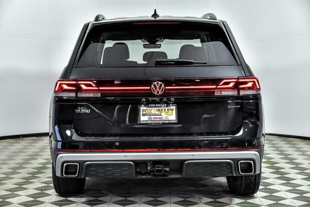 new 2025 Volkswagen Atlas car, priced at $45,963