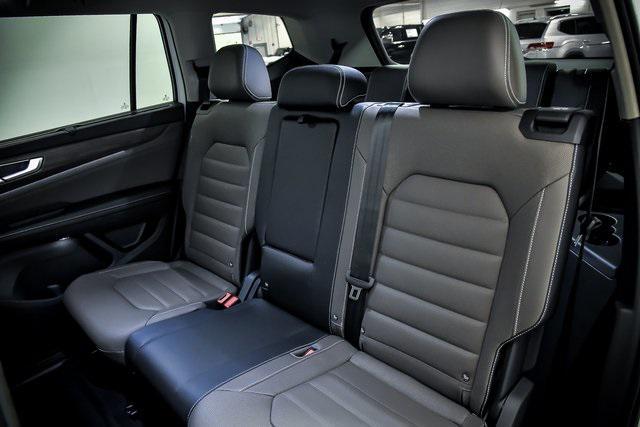 new 2025 Volkswagen Atlas car, priced at $48,280