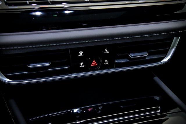 new 2025 Volkswagen Atlas car, priced at $48,280