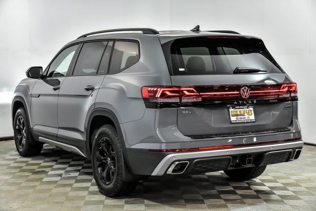 new 2025 Volkswagen Atlas car, priced at $46,454