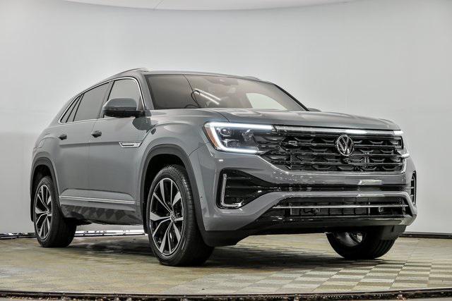 new 2026 Volkswagen Atlas Cross Sport car, priced at $54,101