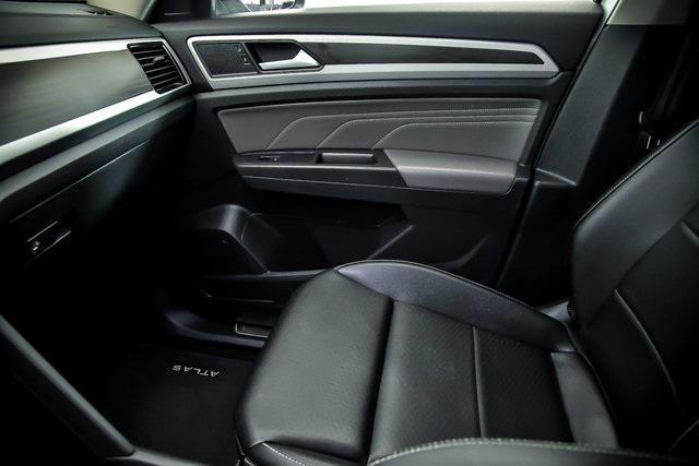 used 2022 Volkswagen Atlas car, priced at $34,299