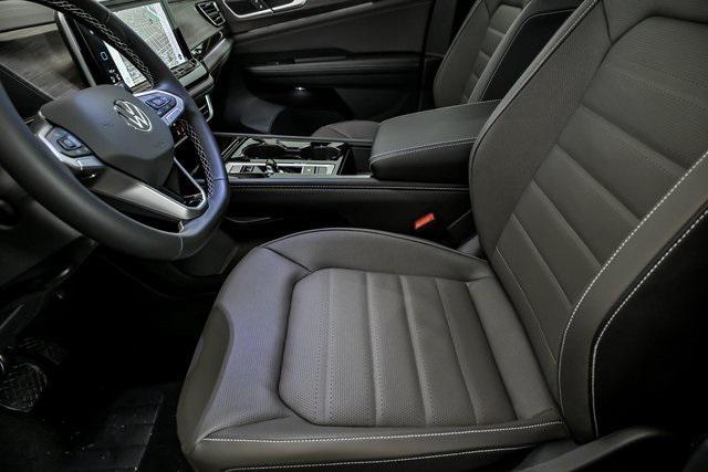 new 2026 Volkswagen Atlas car, priced at $49,773