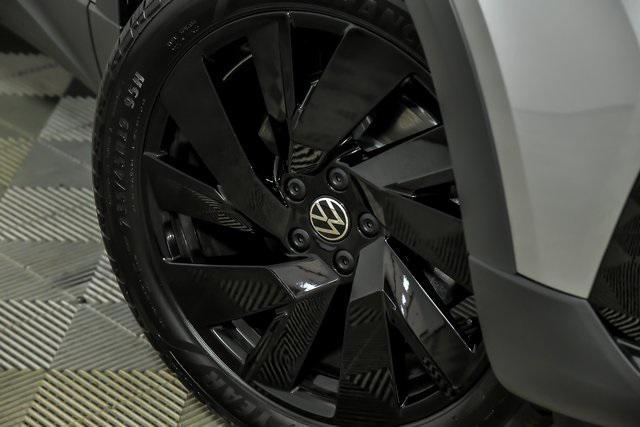new 2024 Volkswagen Taos car, priced at $30,468