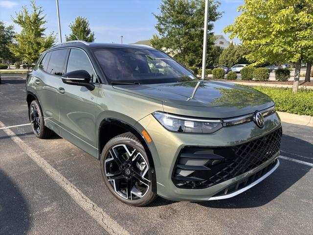 new 2025 Volkswagen Tiguan car, priced at $42,840