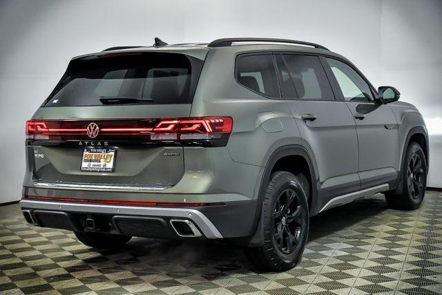 new 2025 Volkswagen Atlas car, priced at $45,365