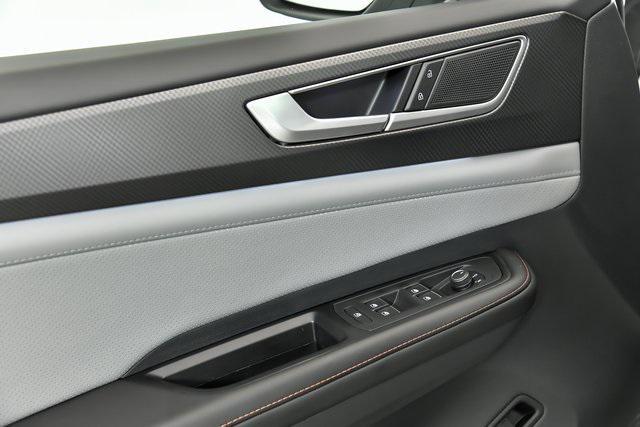 new 2025 Volkswagen Atlas car, priced at $45,365