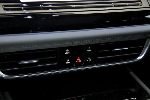 new 2025 Volkswagen Atlas car, priced at $48,046