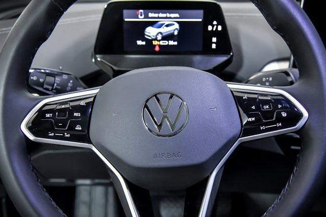 new 2025 Volkswagen ID.4 car, priced at $49,428