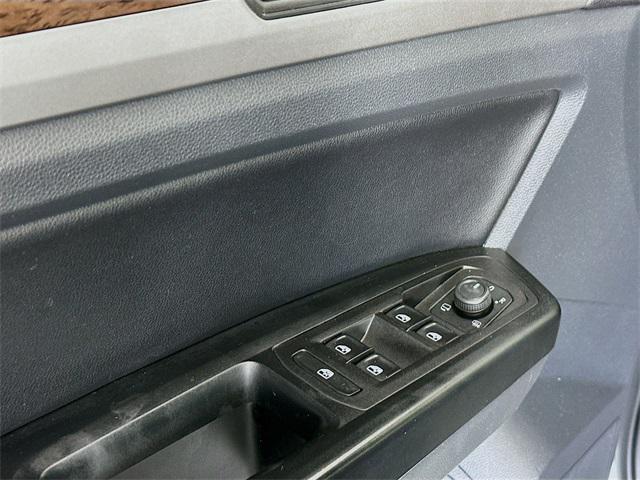 used 2020 Volkswagen Atlas car, priced at $23,998