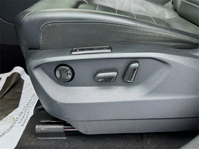 used 2020 Volkswagen Atlas car, priced at $23,998