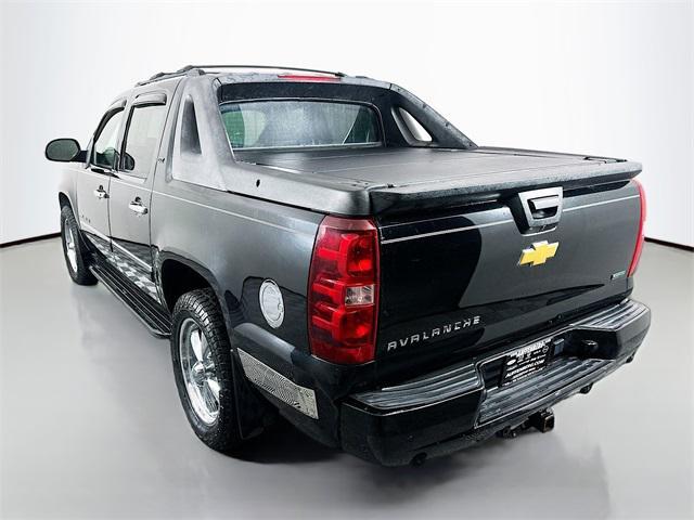 used 2011 Chevrolet Avalanche car, priced at $13,495