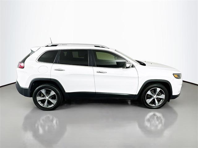 used 2019 Jeep Cherokee car, priced at $13,992