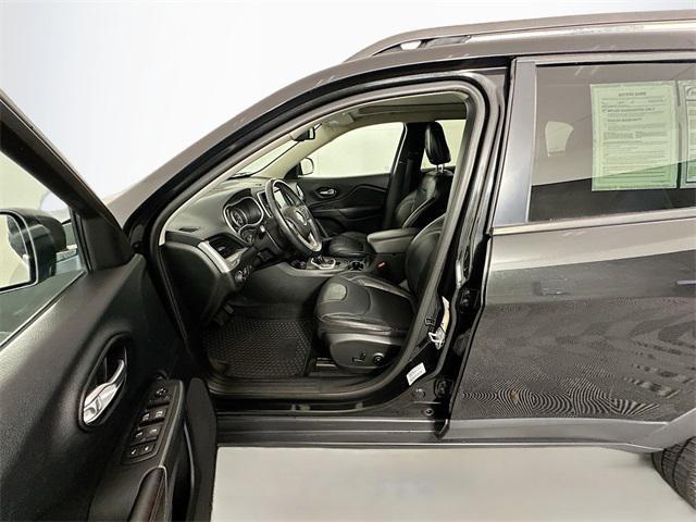 used 2015 Jeep Cherokee car