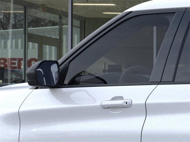 new 2025 Ford Explorer car, priced at $39,722