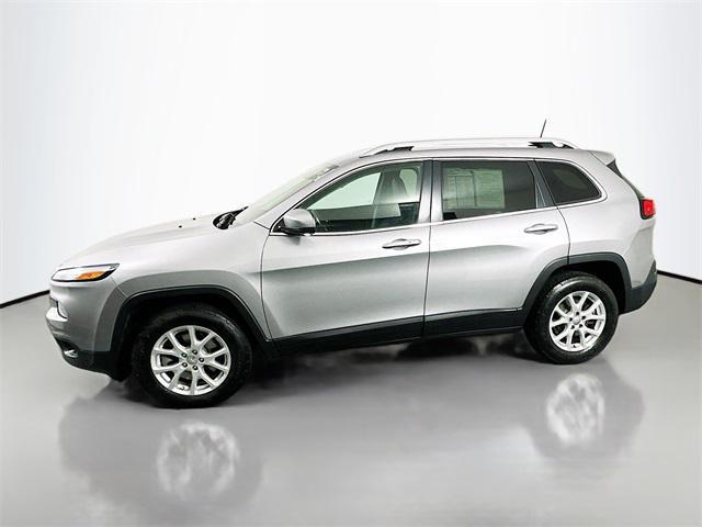 used 2018 Jeep Cherokee car, priced at $13,295