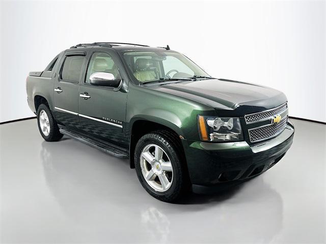 used 2013 Chevrolet Avalanche car, priced at $15,887